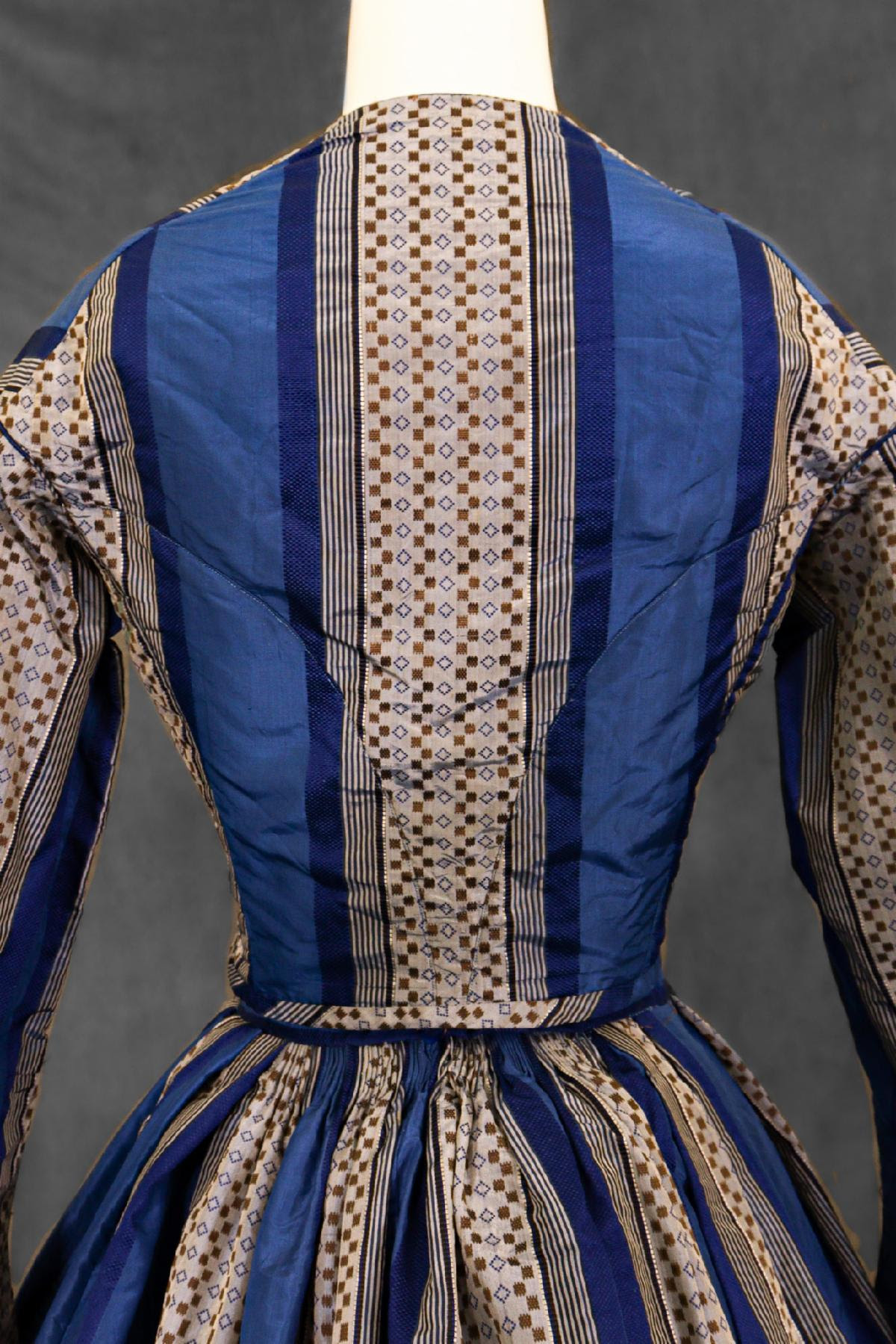 Shop Woman - Elizabethan Clothing