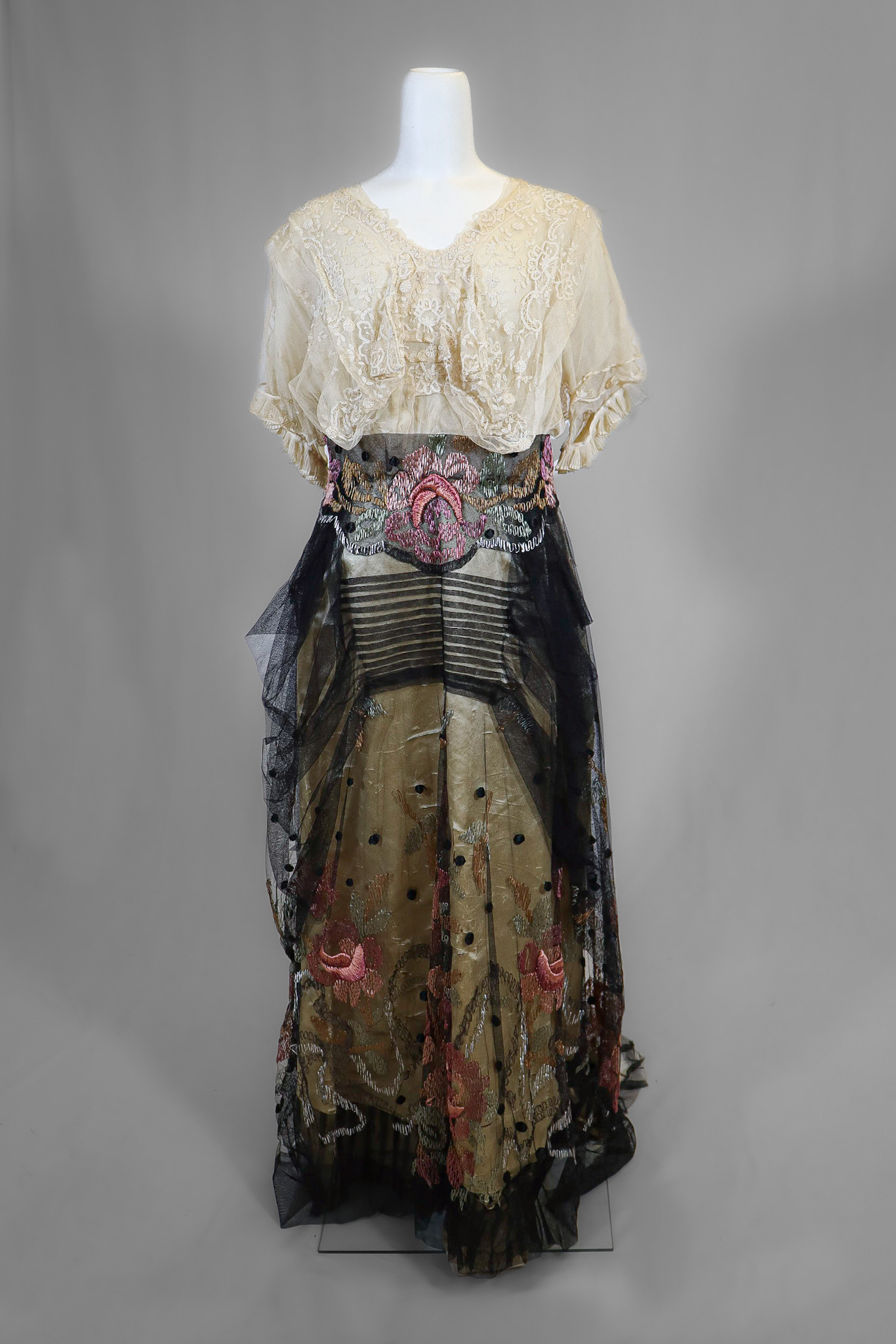 Ivory and Black Net Dress with Flower Embroidery c. 1910s - New Canaan  Museum and Historical Society